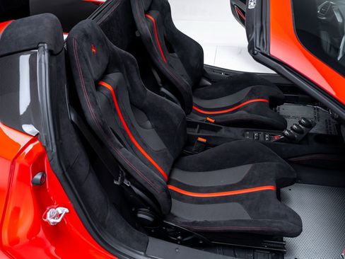 Used 2020 Ferrari 488 Pista Spider image 73