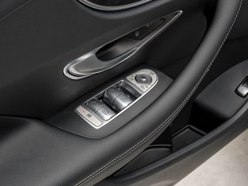 Used 2023 Mercedes-Benz E 450 Cabriolet image 42