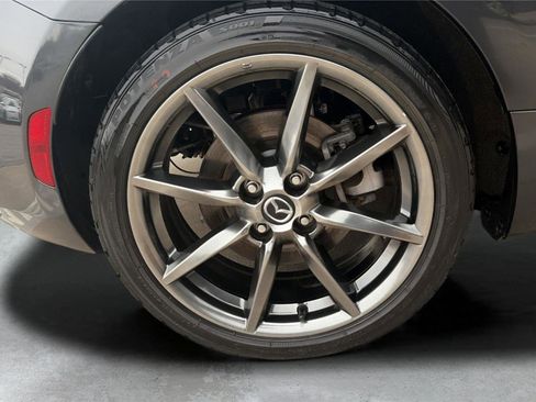 Used 2017 MAZDA MX-5 Miata Grand Touring image 21