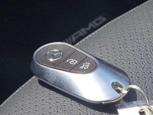 Used 2026 Mercedes-Benz C 300 4MATIC Sedan image 39