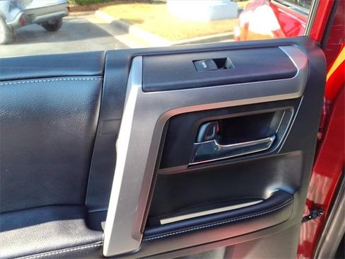 Used 2017 Toyota 4Runner Limited image 6