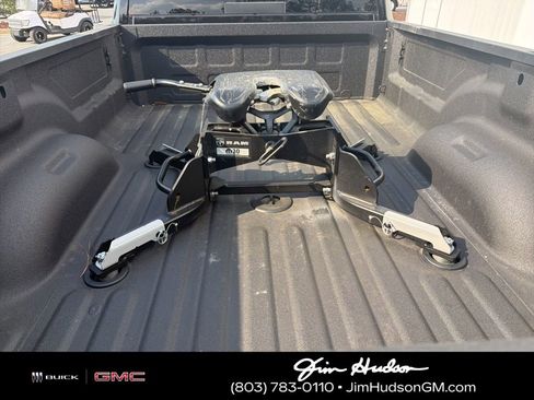 Used 2025 RAM 3500 Laramie image 7