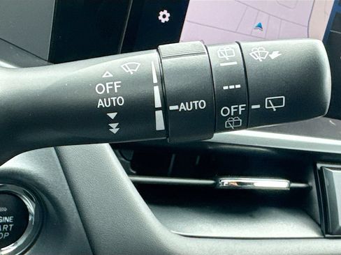 Used 2026 Subaru Outback Touring AWD/4WD image 17