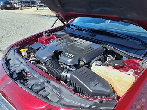 Used 2021 Chrysler 300 Touring L image 14