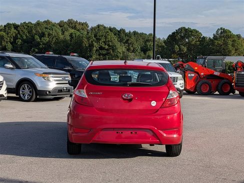 Used 2014 Hyundai Accent GS image 4