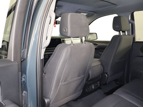 Used 2025 Chevrolet Silverado 1500 LT image 49