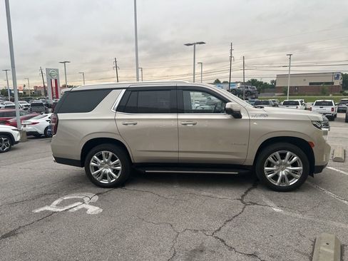 Used 2023 Chevrolet Tahoe High Country w/ Max Trailering Package AWD/4WD image 4