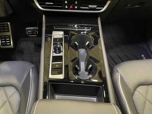 New 2026 Volkswagen Atlas SEL Premium R-Line image 11