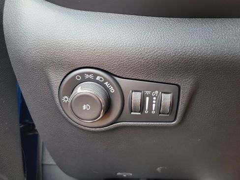 New 2026 Jeep Compass Latitude AWD/4WD image 21