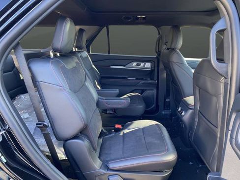 New 2026 Ford Explorer ST w/ Sun And Sound Package image 32