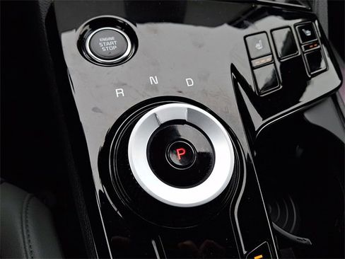 Certified 2025 Kia Sportage X-Line image 14