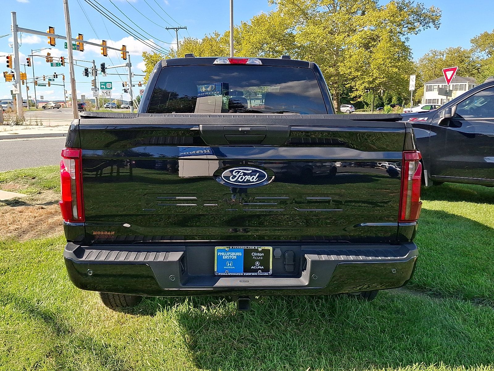 Used 2025 Ford F150 STX w/ Equipment Group 200A AWD/4WD image 6