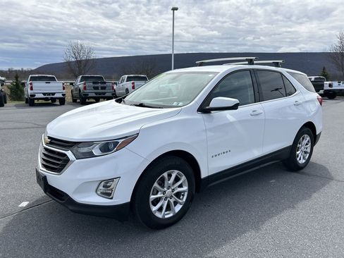 Used 2019 Chevrolet Equinox LT image 3