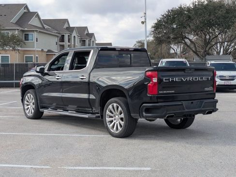 Used 2019 Chevrolet Silverado 1500 High Country w/ Technology Package image 7