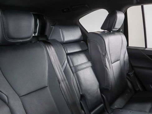 Used 2024 Lexus LX 600 4WD w/ Interior Upgrade Package image 30