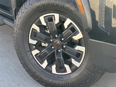 Used 2023 Nissan Frontier Pro-X w/ Technology Package image 10