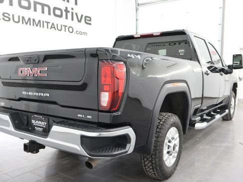 Used 2023 GMC Sierra 2500 SLE w/ SLE Convenience Package image 4