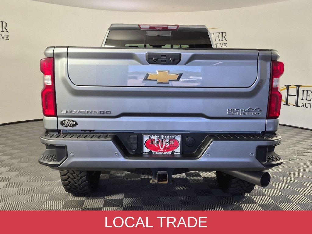 Used 2024 Chevrolet Silverado 2500 High Country w/ High Country Premium Package AWD/4WD image 5