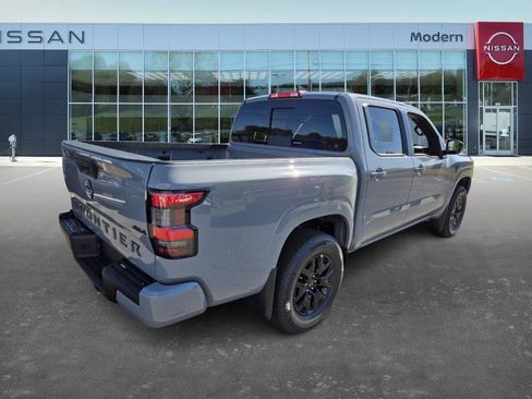 New 2026 Nissan Frontier SV image 5