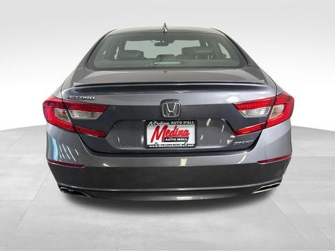Used 2018 Honda Accord Sport image 6
