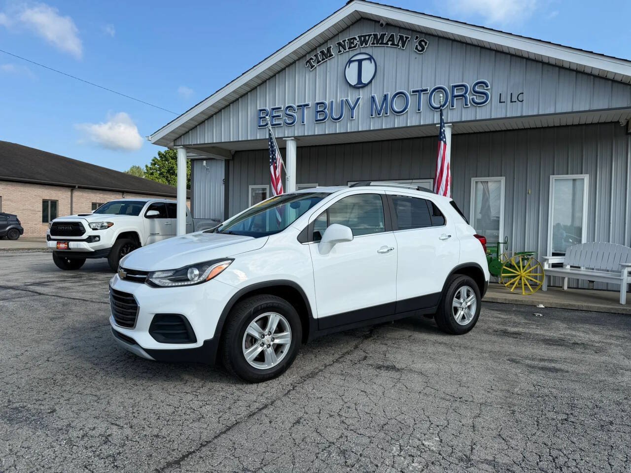 Used 2018 Chevrolet Trax LT w/ LT Convenience Package AWD/4WD image 24