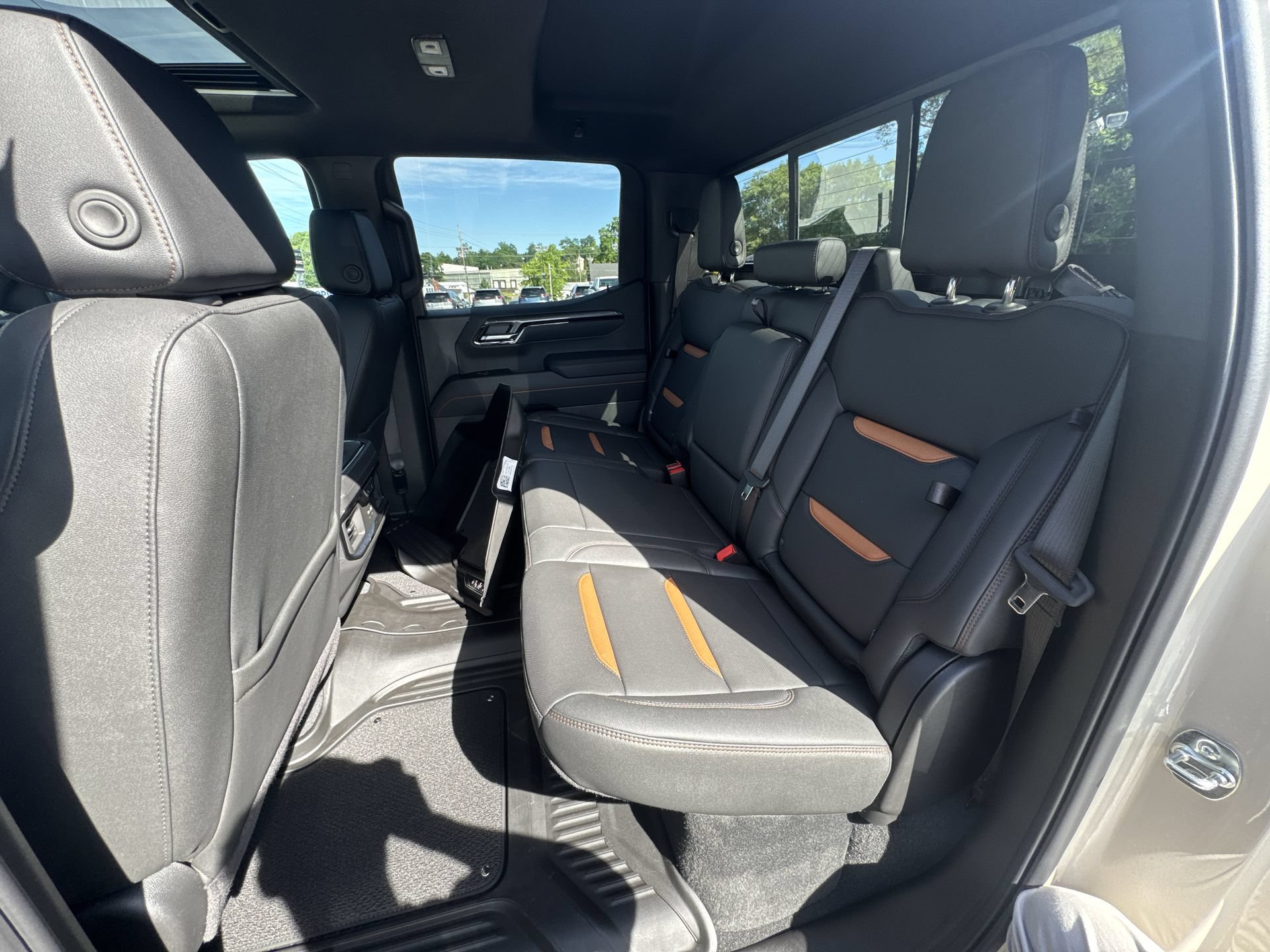 New 2026 GMC Sierra 1500 AT4 w/ AT4 Premium Package AWD/4WD image 25