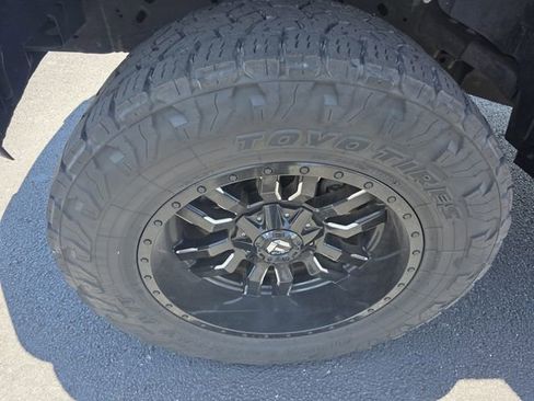 Used 2018 Ford F150 Lariat AWD/4WD image 10