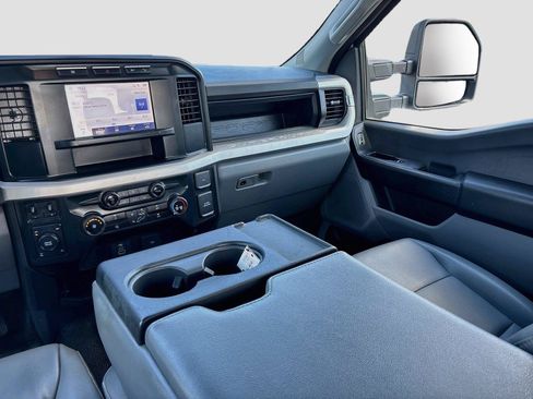 Used 2023 Ford F250 XL w/ FX4 Off-Road Package AWD/4WD image 21