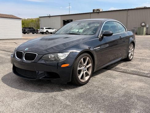Used 2012 BMW M3 Convertible RWD image 1