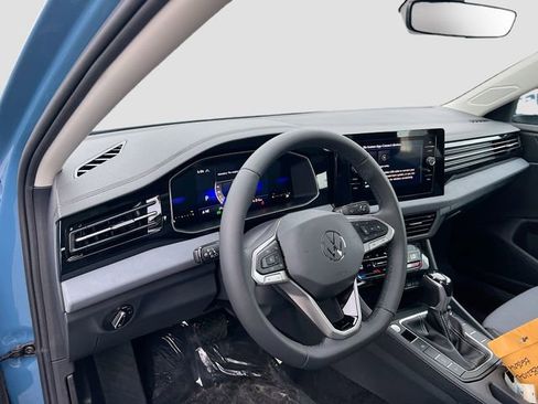 New 2026 Volkswagen Jetta SE image 9