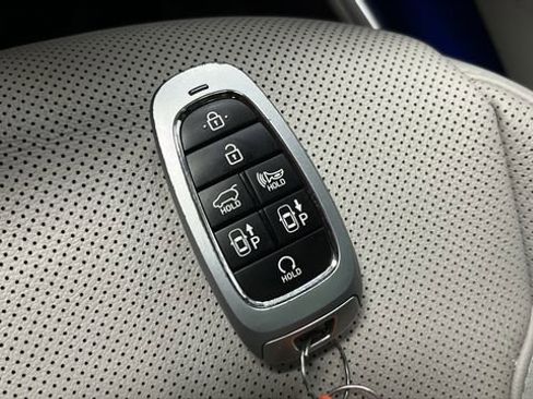 Used 2024 Hyundai Tucson Limited image 42