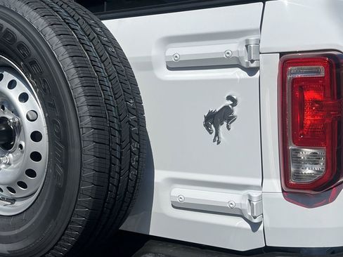 New 2026 Ford Bronco 2-Door AWD/4WD image 23