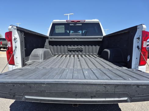 Used 2023 Chevrolet Silverado 1500 High Country w/ Technology Package AWD/4WD image 35