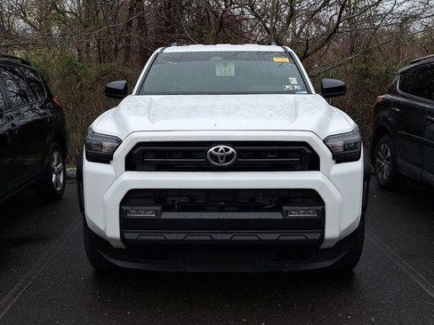 Certified 2025 Toyota 4Runner SR5 image 2