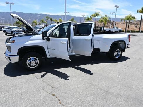 New 2026 Chevrolet Silverado 3500 LT w/ Safety Package AWD/4WD image 38