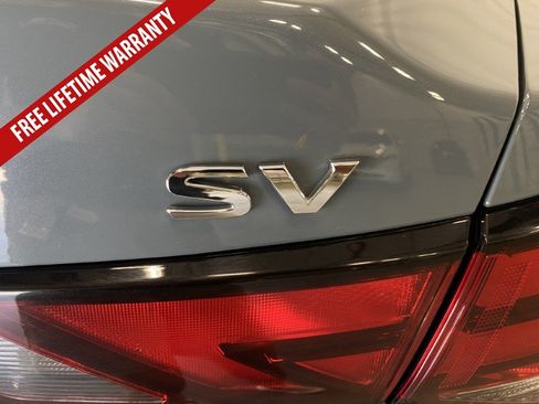Used 2024 Nissan Sentra SV FWD image 19