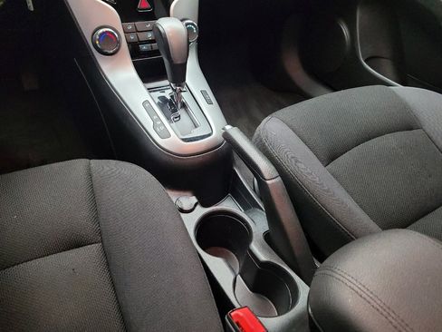 Used 2014 Chevrolet Cruze LT FWD image 26