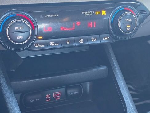 Used 2019 Kia Forte LXS FWD image 32