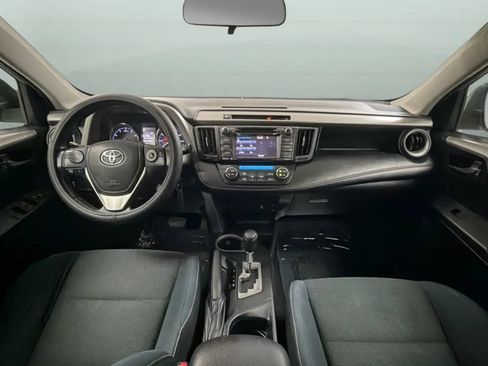 Used 2016 Toyota RAV4 XLE AWD/4WD image 9