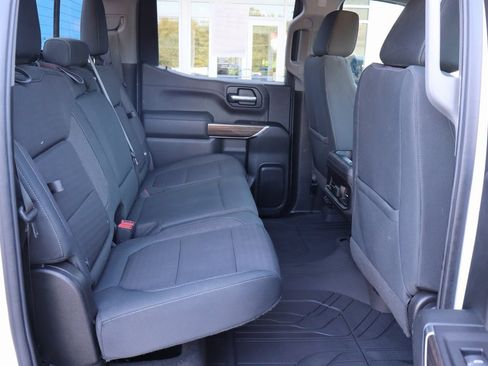 Used 2019 Chevrolet Silverado 1500 RST image 20