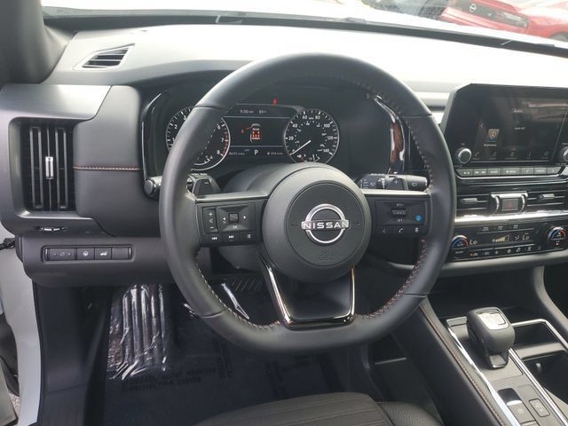 Certified 2025 Nissan Pathfinder Rock Creek AWD/4WD image 15