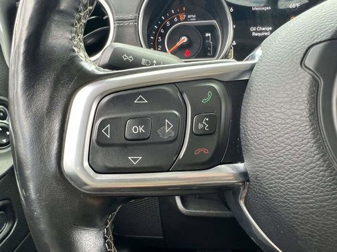 Certified 2020 Jeep Gladiator Overland image 30