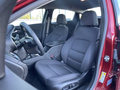 Used 2025 Chevrolet Malibu LT image 15