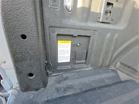 Used 2025 Ford F150 Raptor image 17