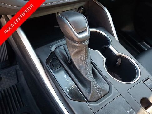 Certified 2025 Toyota Highlander XLE image 19
