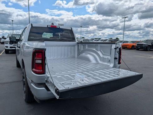 New 2026 RAM 1500 Big Horn w/ Night Edition AWD/4WD image 7