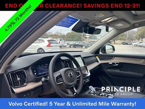 Certified 2025 Volvo XC90 T8 Core image 32