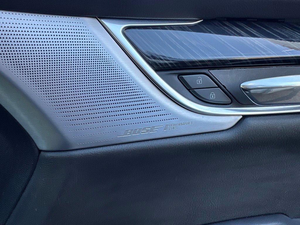 Used 2025 Cadillac XT6 Premium Luxury w/ LPO, Floor Liner Package AWD/4WD image 25