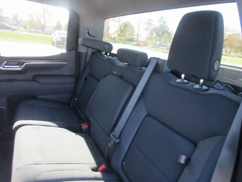 New 2026 GMC Sierra 1500 Elevation image 15