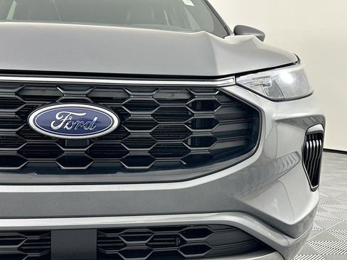 Used 2024 Ford Escape ST-Line w/ Cold Weather Package image 5